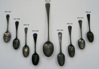 DS2001-280. Spoons