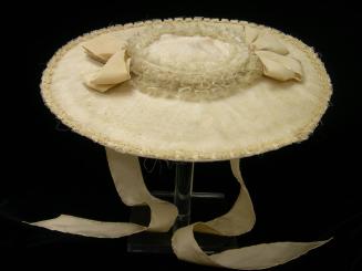 2009 Record shot by L. Baumgarten. Hat, cream silk over straw.