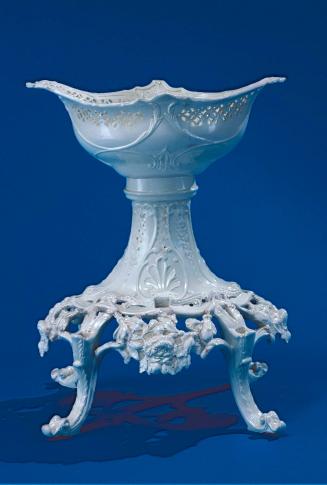 DS1981-007. Epergne Stand