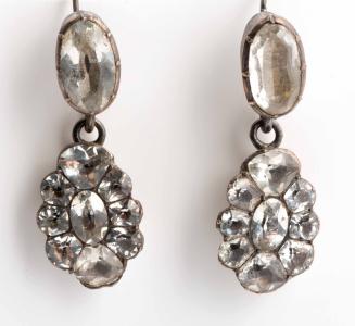 Earrings 1954-287,1&2