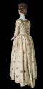 1985-142, Gown