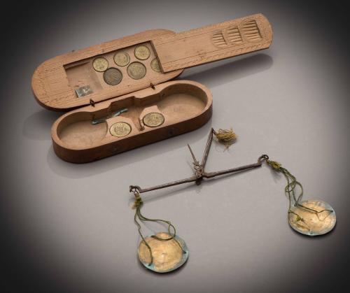 Boxed Set of Gold Coin Scales & Weights – Works – The Colonial Williamsburg  Foundation
