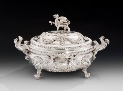 Tureen 1972-245