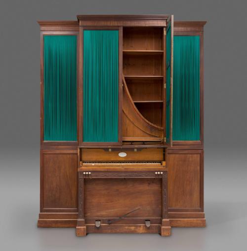 Organized Piano 2012-150