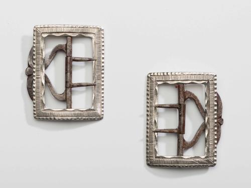 Knee Buckles 1953-243,1&2