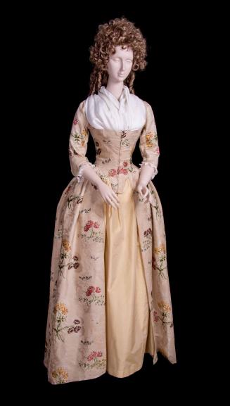 Gown 1941-211