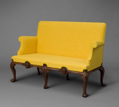 1964-461, Settee