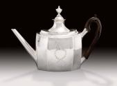 1988-475,1, Teapot