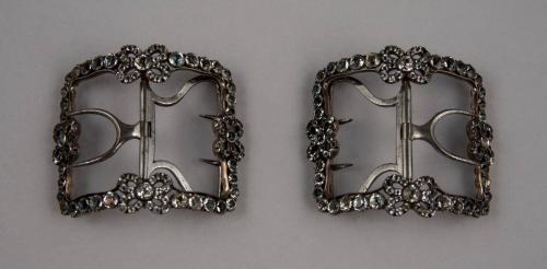 1979-245,1a&b, Shoe Buckles